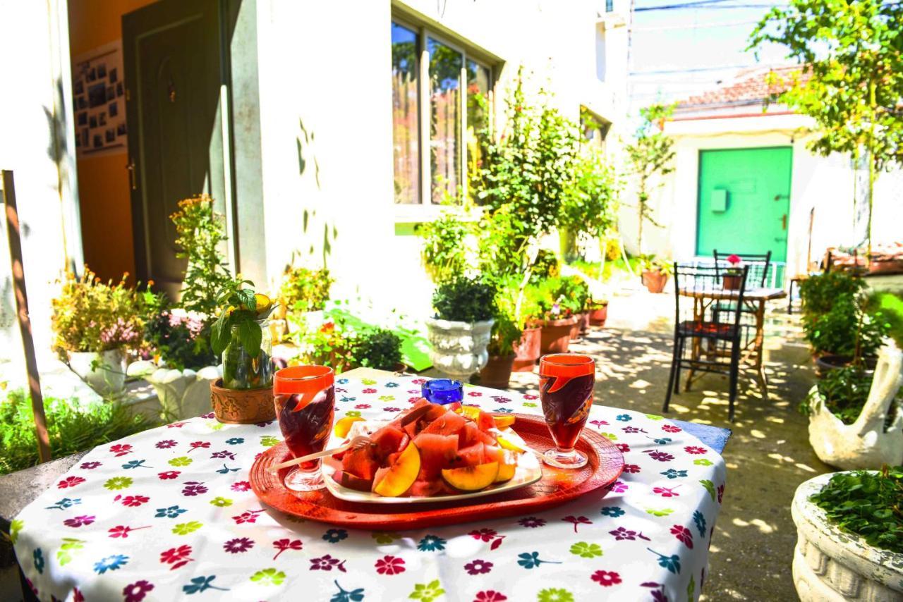 Lovely Apartment W/ Ac + Bath. + Kitchen + Parking And Garden Shkodër Eksteriør bilde